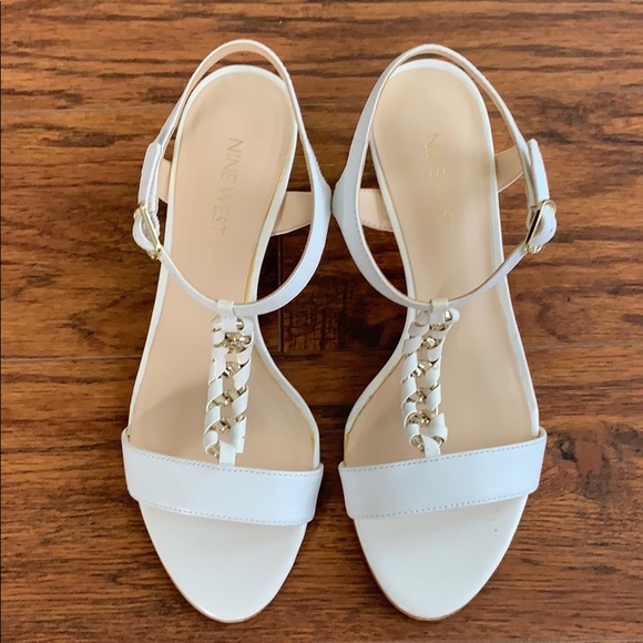 Nine West Shoes - NINE WEST “Yocelin” low heel white sandal EUC